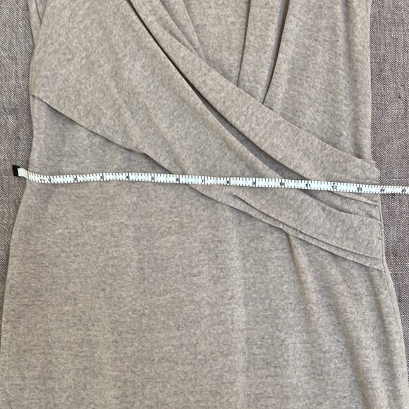 Stunning Max Max Emy wool dress Size 4 - Picture 16 of 17